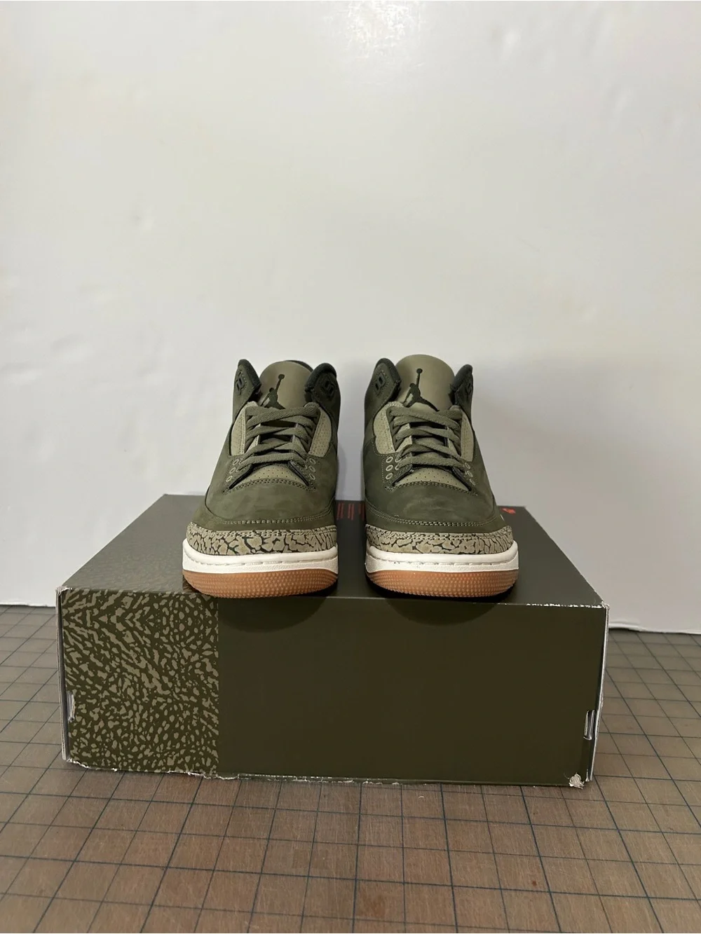 Jordan 3 Retro ‘Family Affair’